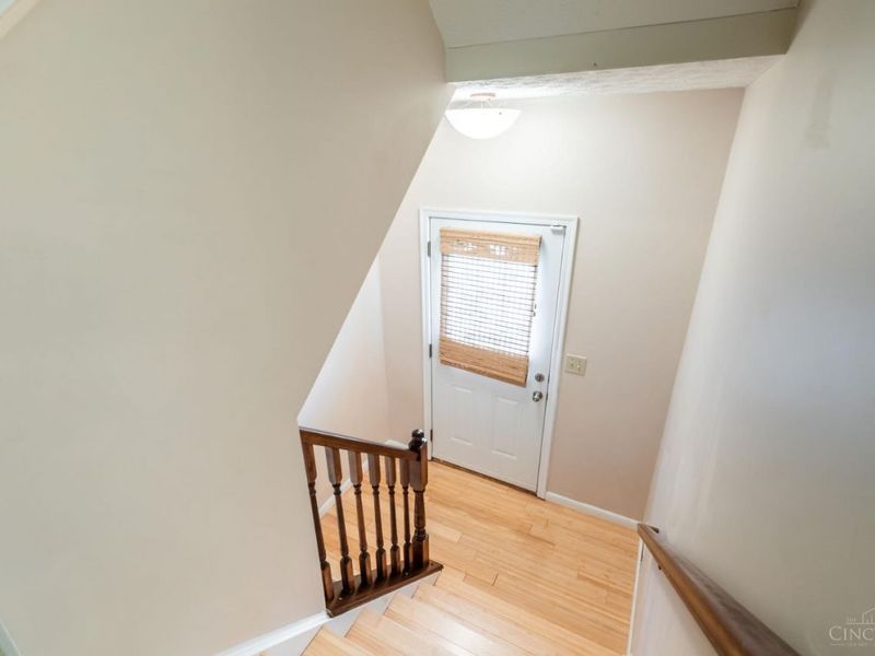 2452 Doeview Court, Cincinnati, OH 45230 Photo 5