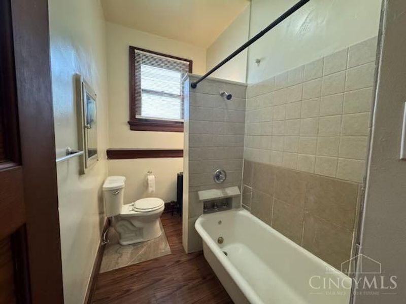 230 Rockdale Avenue, Cincinnati, OH 45229 Photo 8