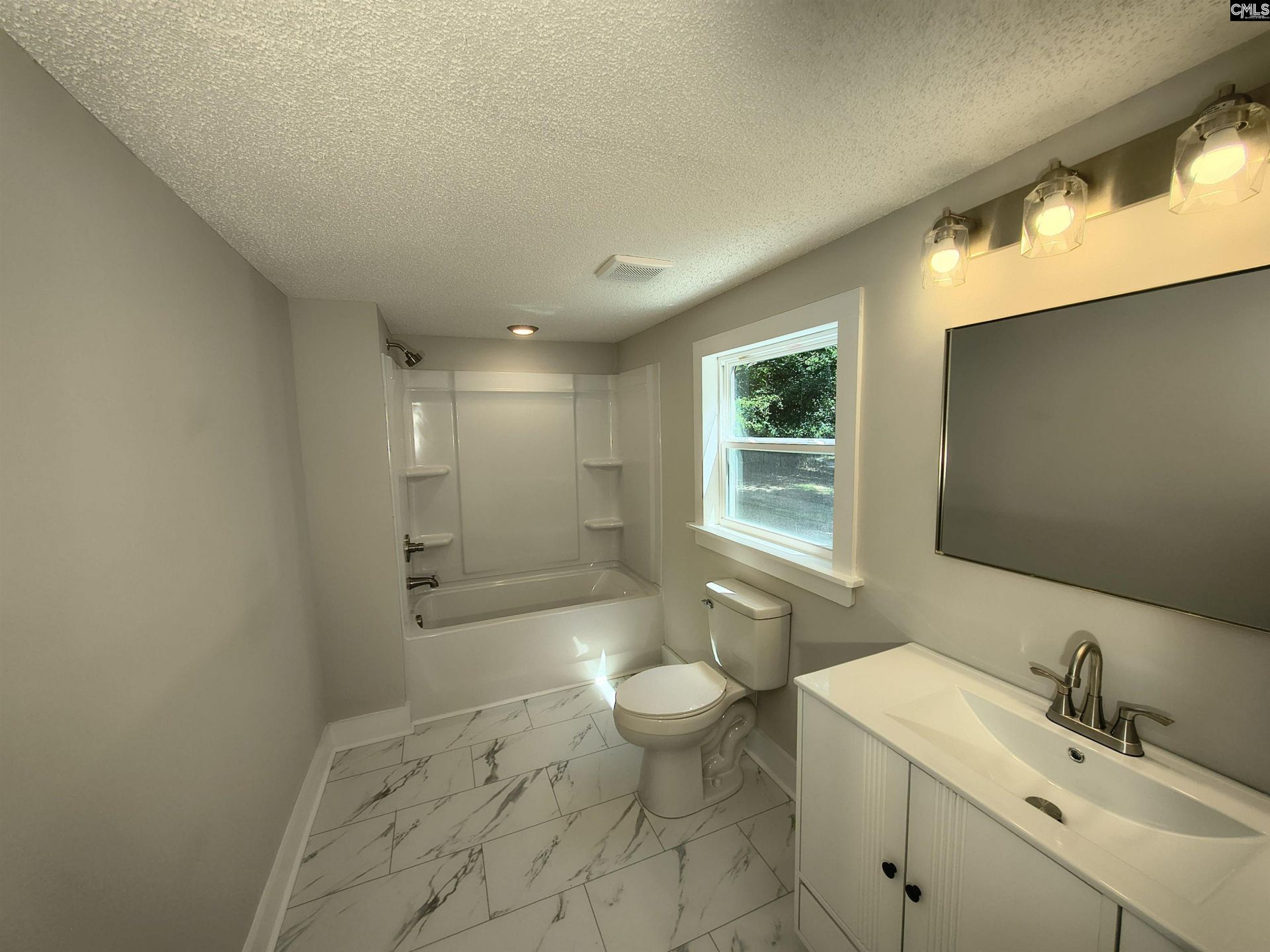 804 Sandfield Road  Photo 10