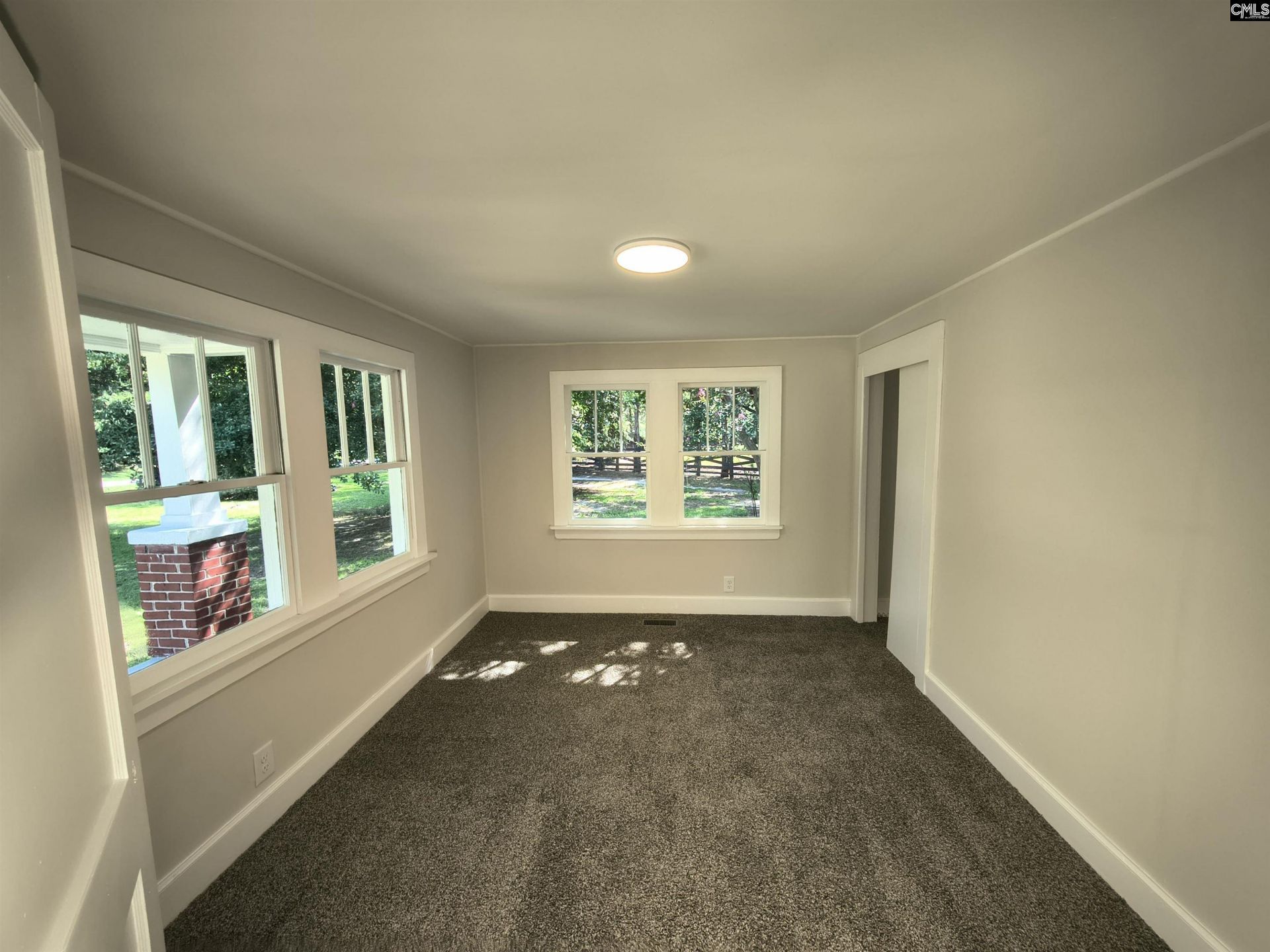 804 Sandfield Road  Photo 12