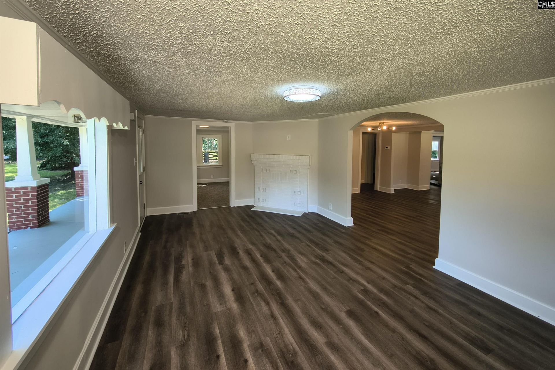 804 Sandfield Road  Photo 17