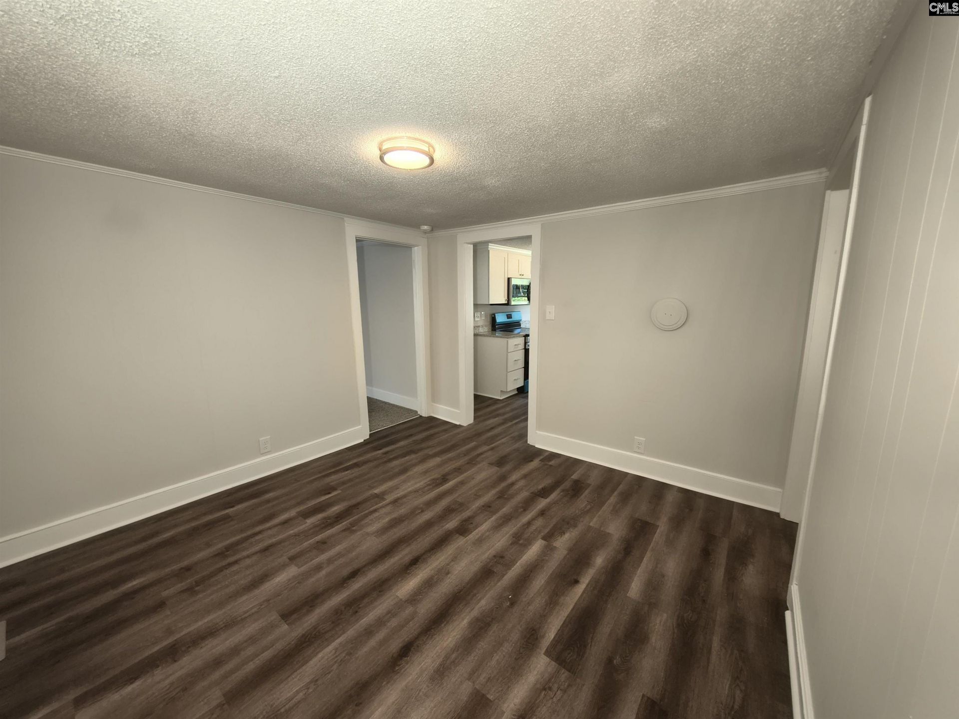 804 Sandfield Road  Photo 19
