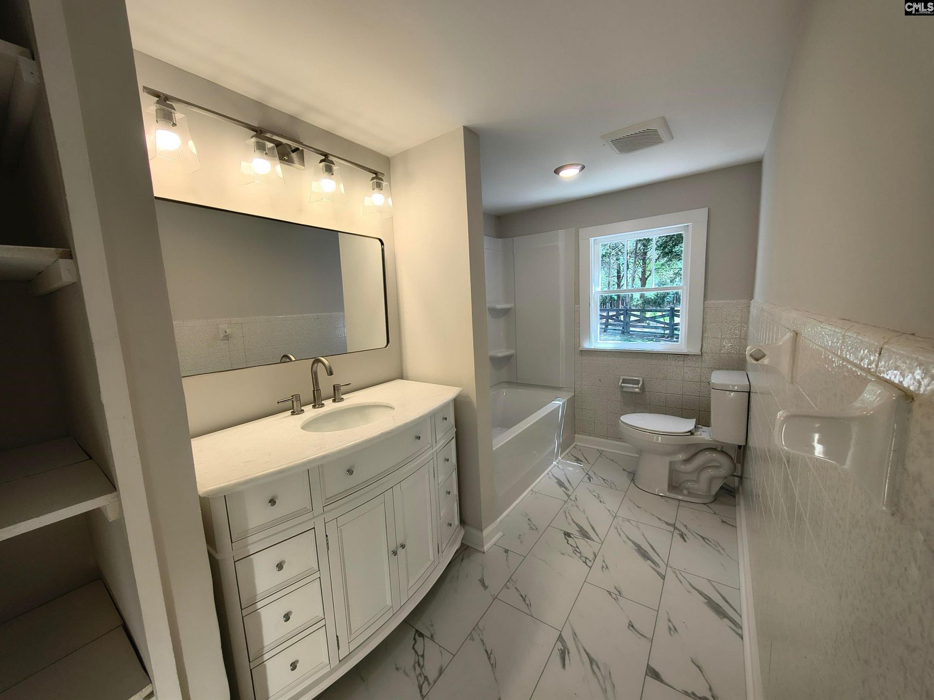 804 Sandfield Road  Photo 8