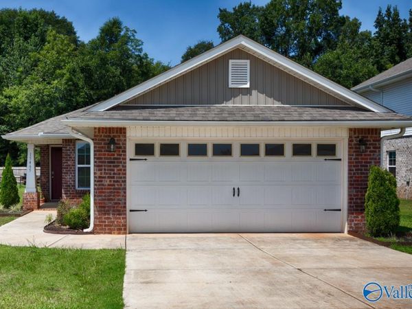 15465 Lapwing Cove, Athens, AL 35611