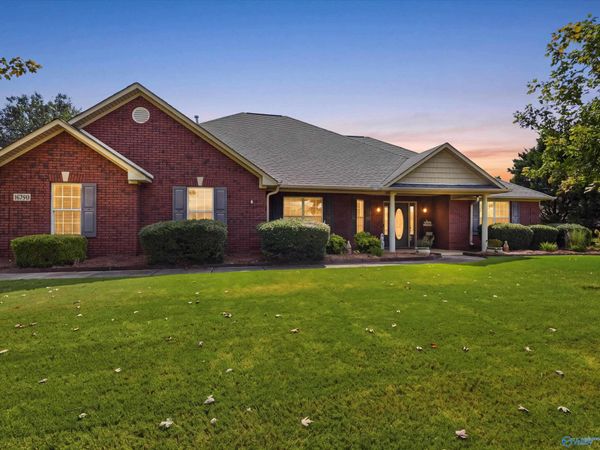 16740 Bellewood Drive, Athens, AL 35613