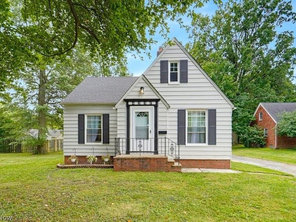 4258 Bluestone Road , South Euclid, OH 44121