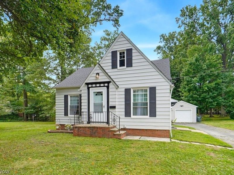4258 Bluestone Road, South Euclid, OH 44121 Photo 2