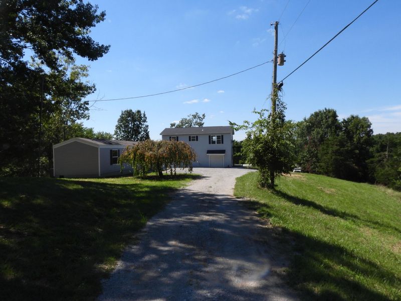 147 Butts Lane, Falmouth, KY 41040 Photo 2