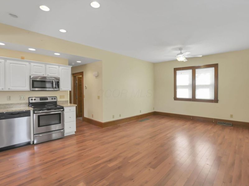 874 E Main Parkway , Newark, OH 43055 Photo 13