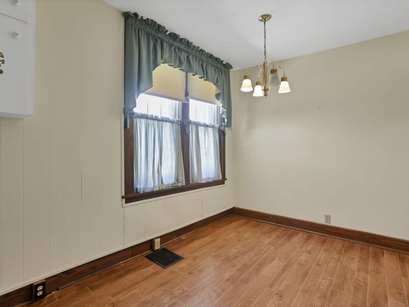 874 E Main Parkway , Newark, OH 43055 Photo 21