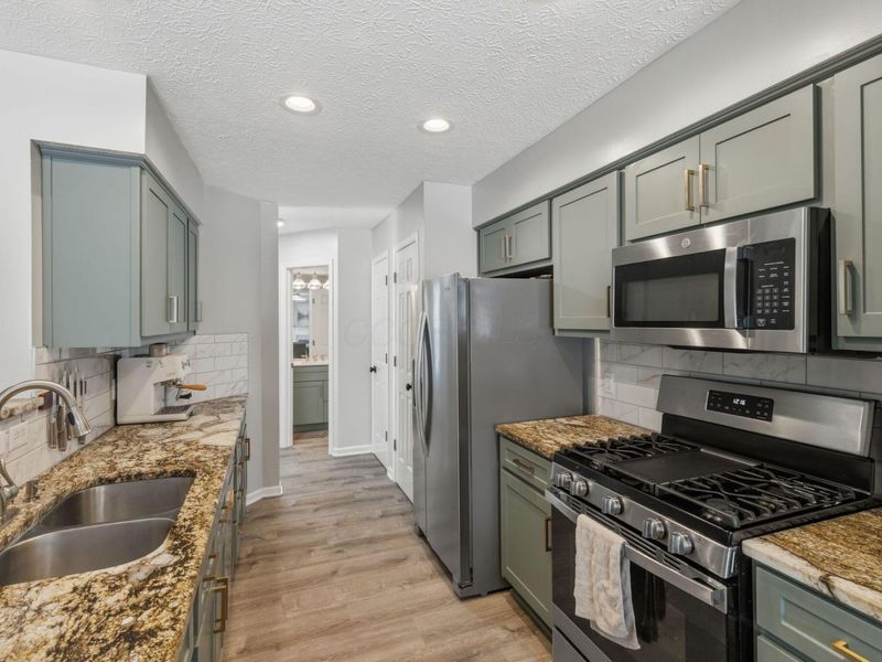 5333 Bethel Park Drive , Columbus, OH 43235 Photo 10