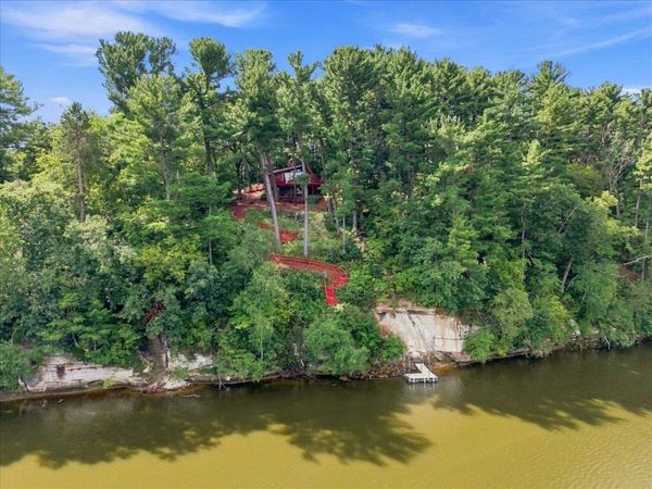 W10192 Schiefelbein Road, Poynette, WI 53955
