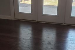 326 Lakeside Drive photo 4