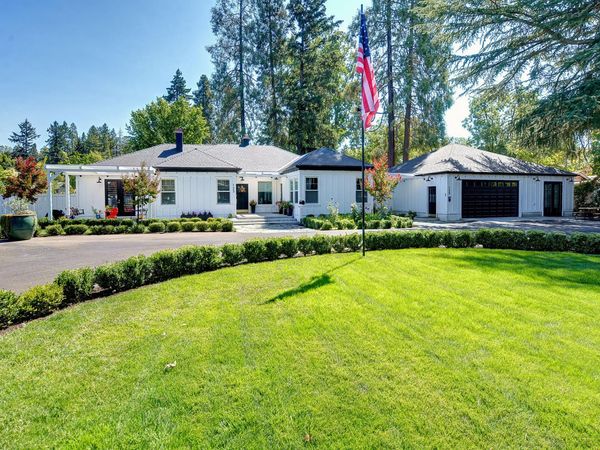 123 Vancouver Avenue, Medford, OR 97504