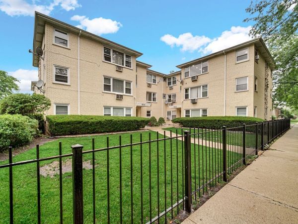 5700 W Montrose Avenue , Unit 3D, Chicago, IL 60634