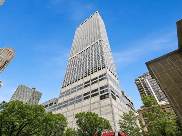 180 E Pearson Street , Unit 4207, Chicago, IL 60611