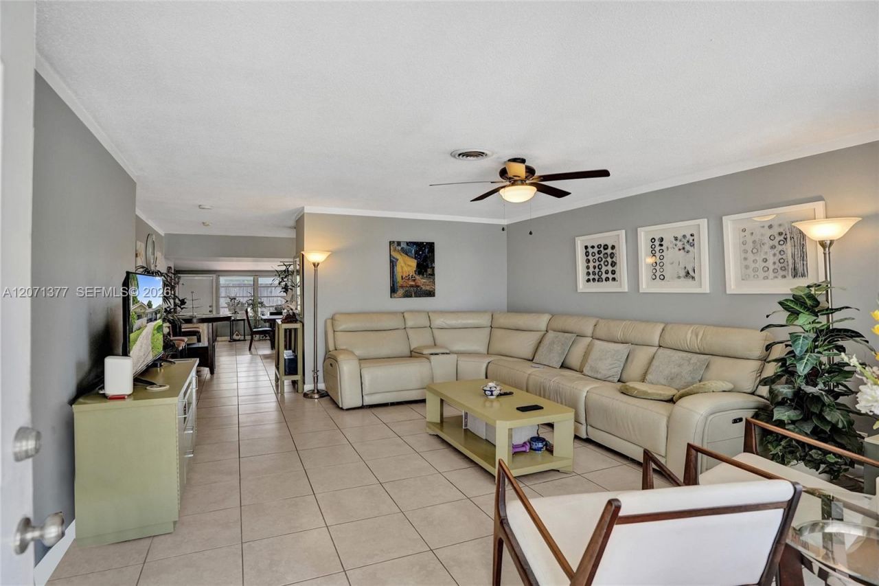 1477 NE 55th St, Fort Lauderdale, FL 33334 Photo