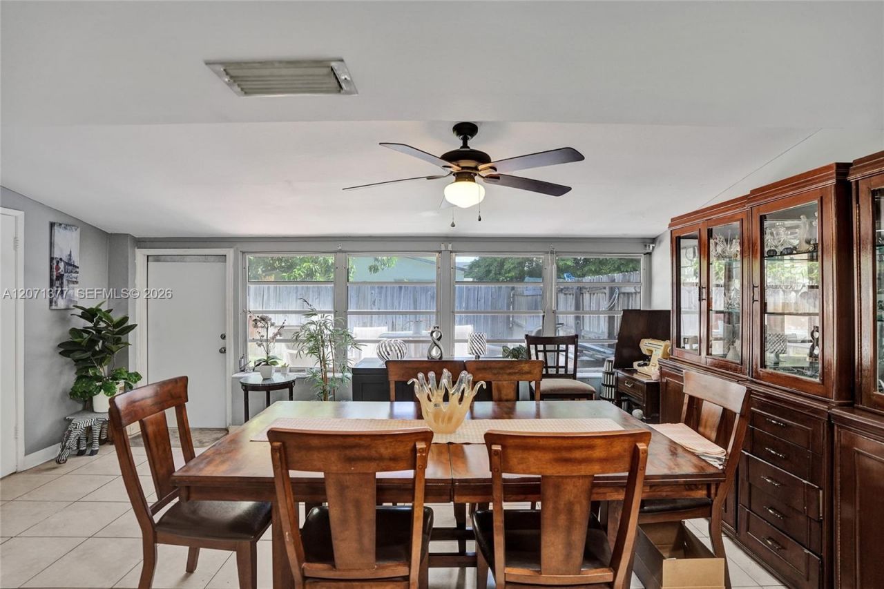 1477 NE 55th St, Fort Lauderdale, FL 33334 Photo