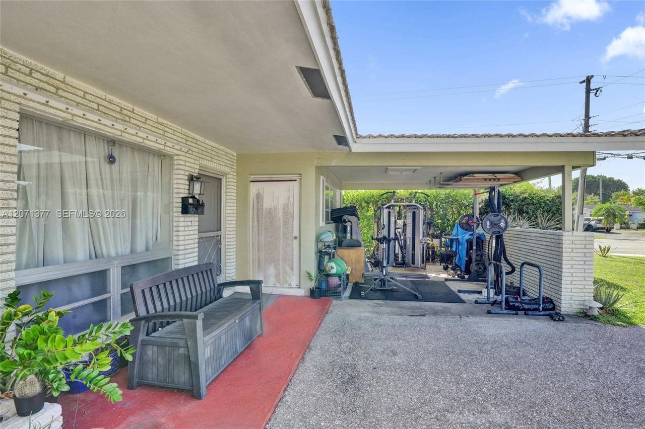 1477 NE 55th St, Fort Lauderdale, FL 33334 Photo