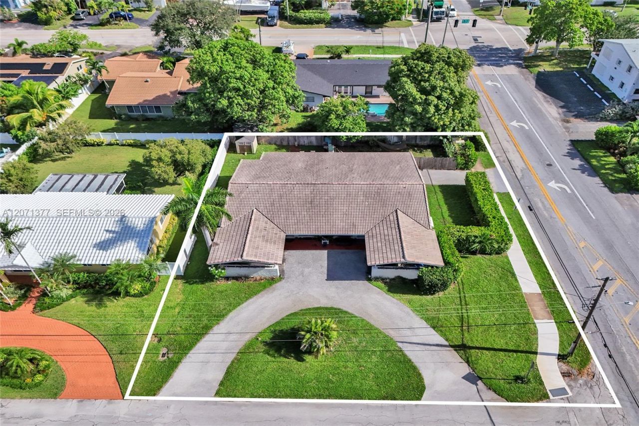 1477 NE 55th St, Fort Lauderdale, FL 33334 Photo