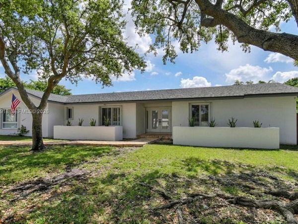 13241 SW 104th Ave , Miami, FL 33176