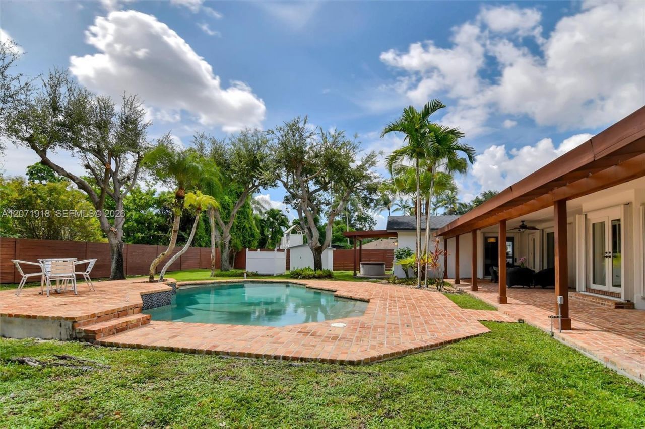 13241 SW 104th Ave , Miami, FL 33176 Photo