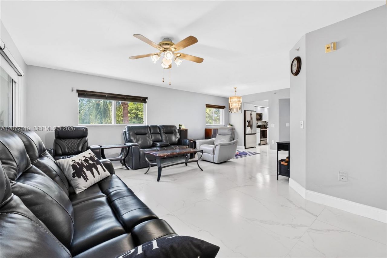 1651 SW 127th Ave , Unit 212A, Pembroke Pines, FL 33027 Photo
