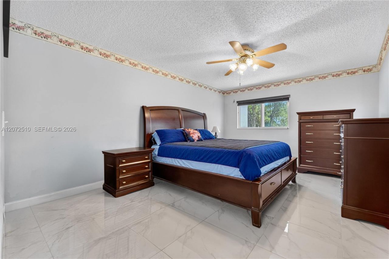 1651 SW 127th Ave , Unit 212A, Pembroke Pines, FL 33027 Photo