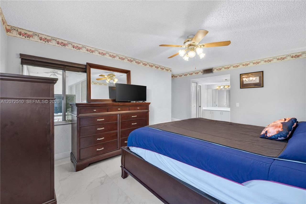 1651 SW 127th Ave , Unit 212A, Pembroke Pines, FL 33027 Photo