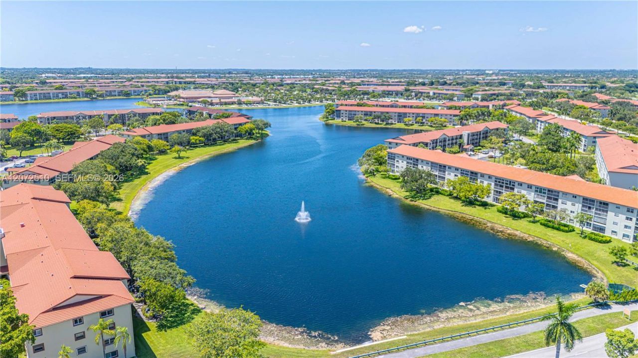 1651 SW 127th Ave , Unit 212A, Pembroke Pines, FL 33027 Photo