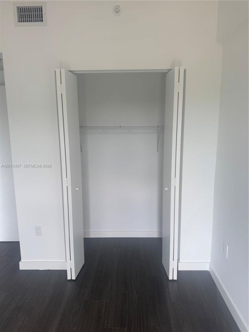2675 NW 87th St, Unit 302, Miami, FL 33147 Photo