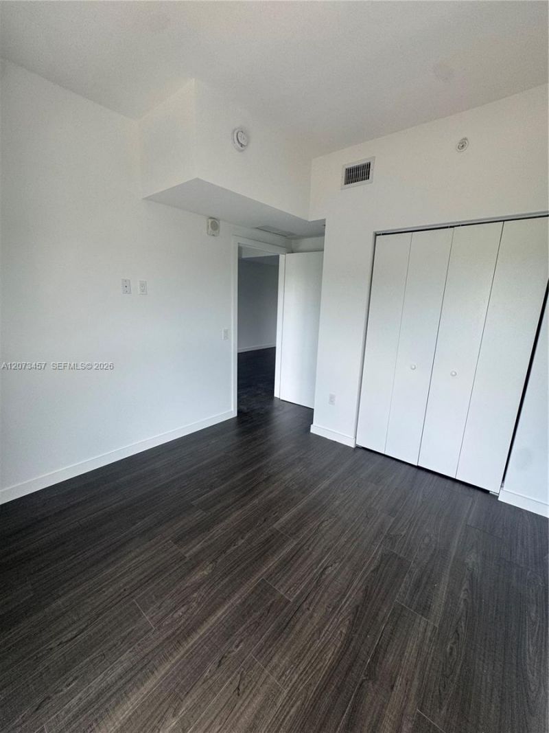 2675 NW 87th St, Unit 302, Miami, FL 33147 Photo