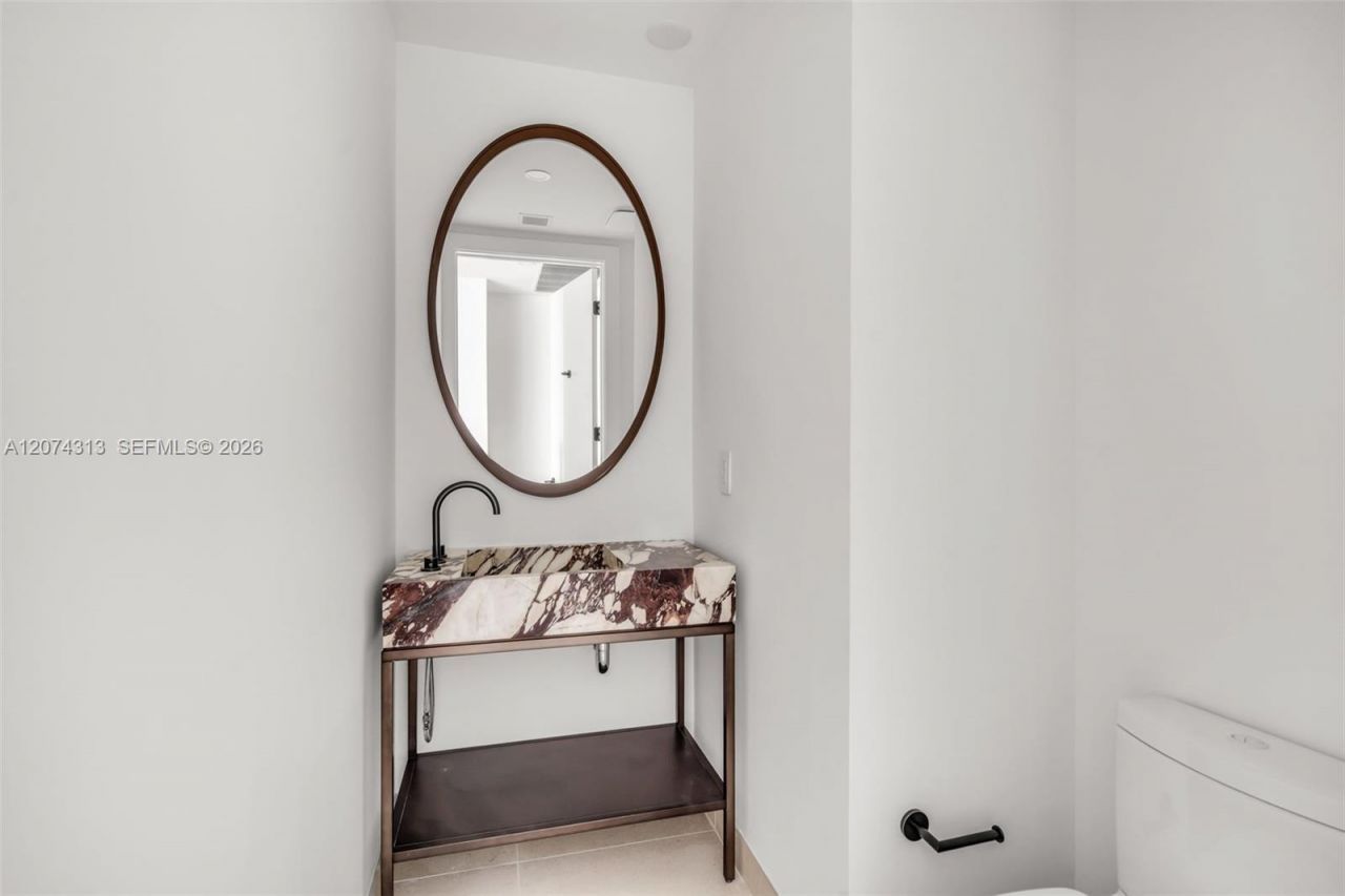 2200 Brickell Ave , Unit 416, Miami, FL 33129 Photo