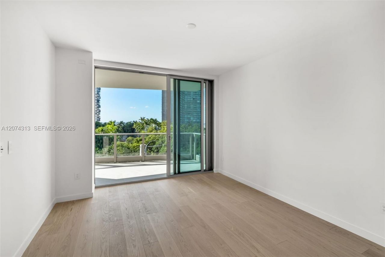 2200 Brickell Ave , Unit 416, Miami, FL 33129 Photo