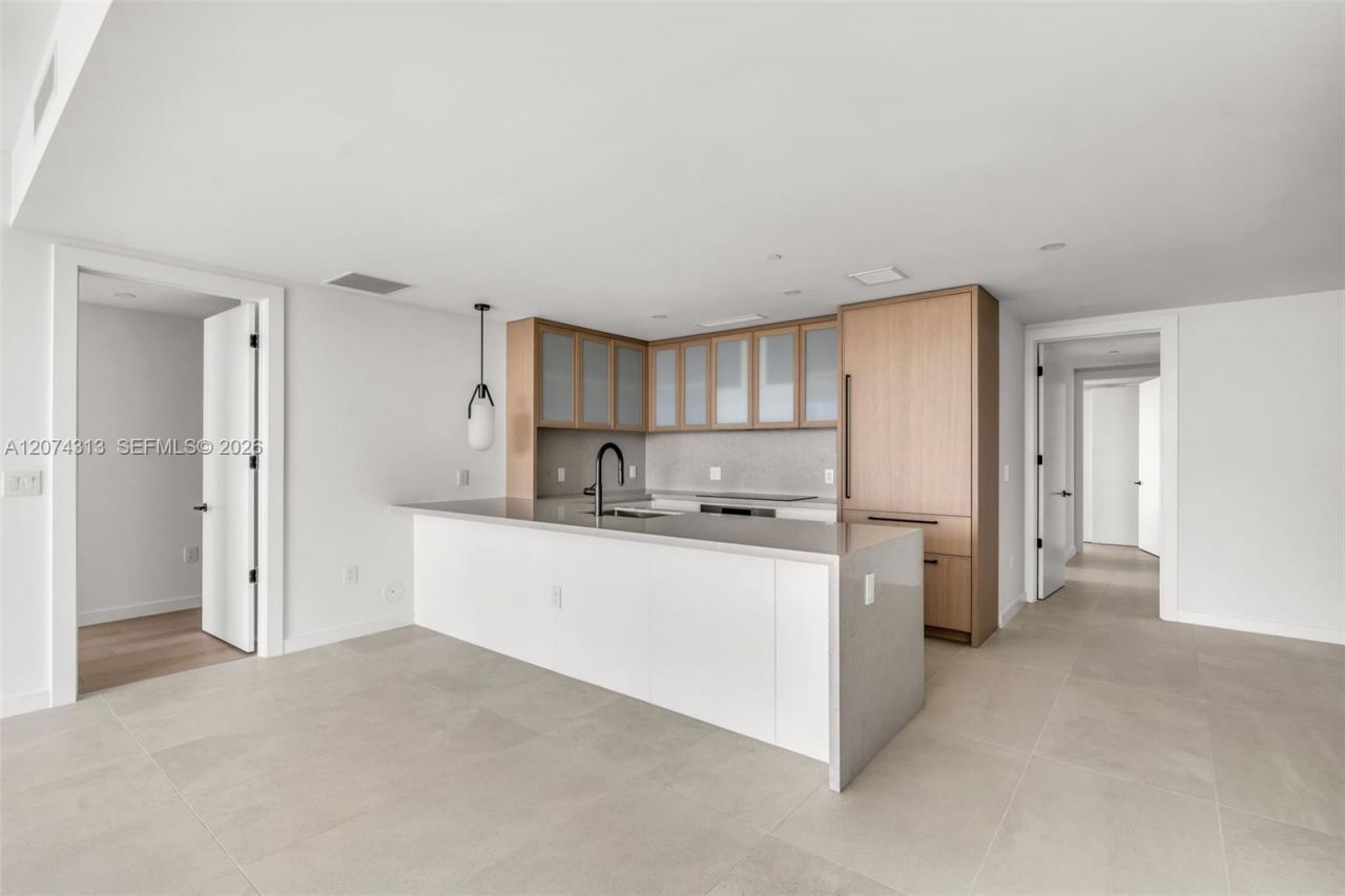 2200 Brickell Ave , Unit 416, Miami, FL 33129 Photo