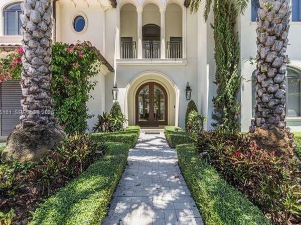 2627 Castilla Isle , Fort Lauderdale, FL 33301