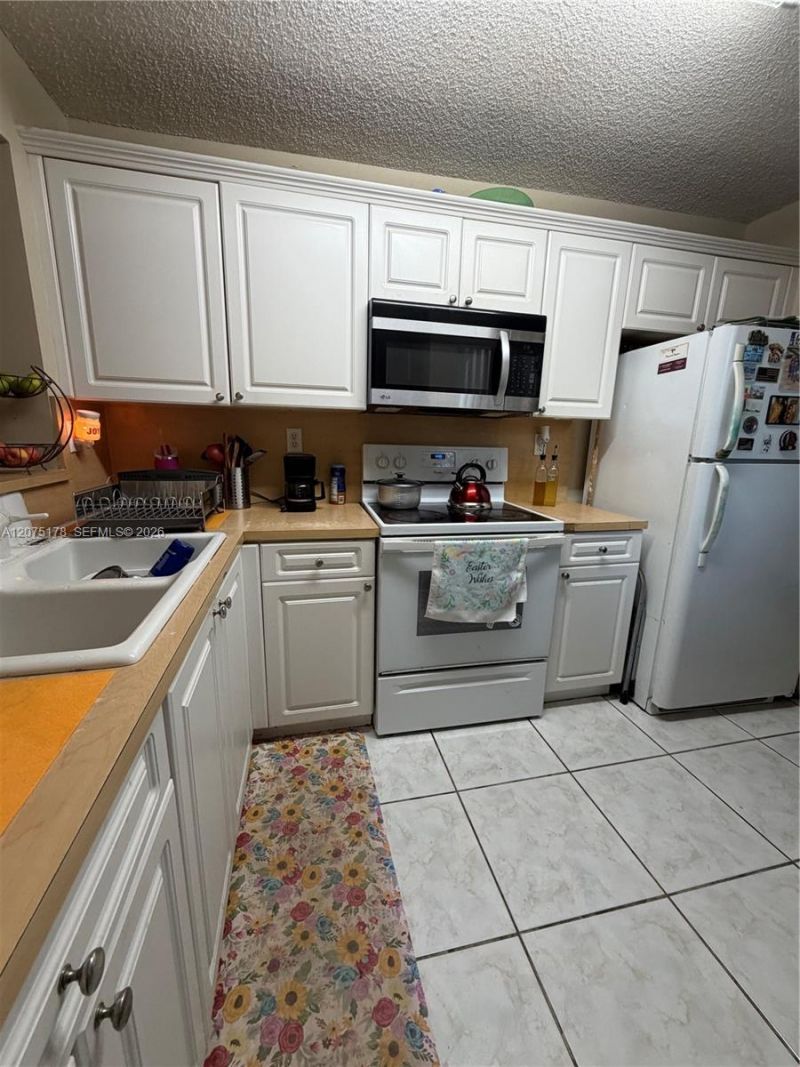 15771 SW 137th Ave, Unit 201, Miami, FL 33177 Photo
