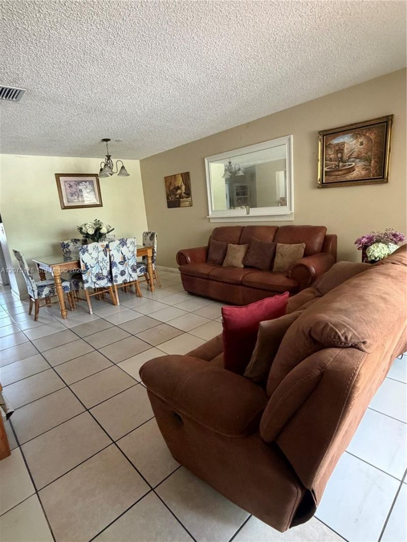 15771 SW 137th Ave, Unit 201, Miami, FL 33177 Photo