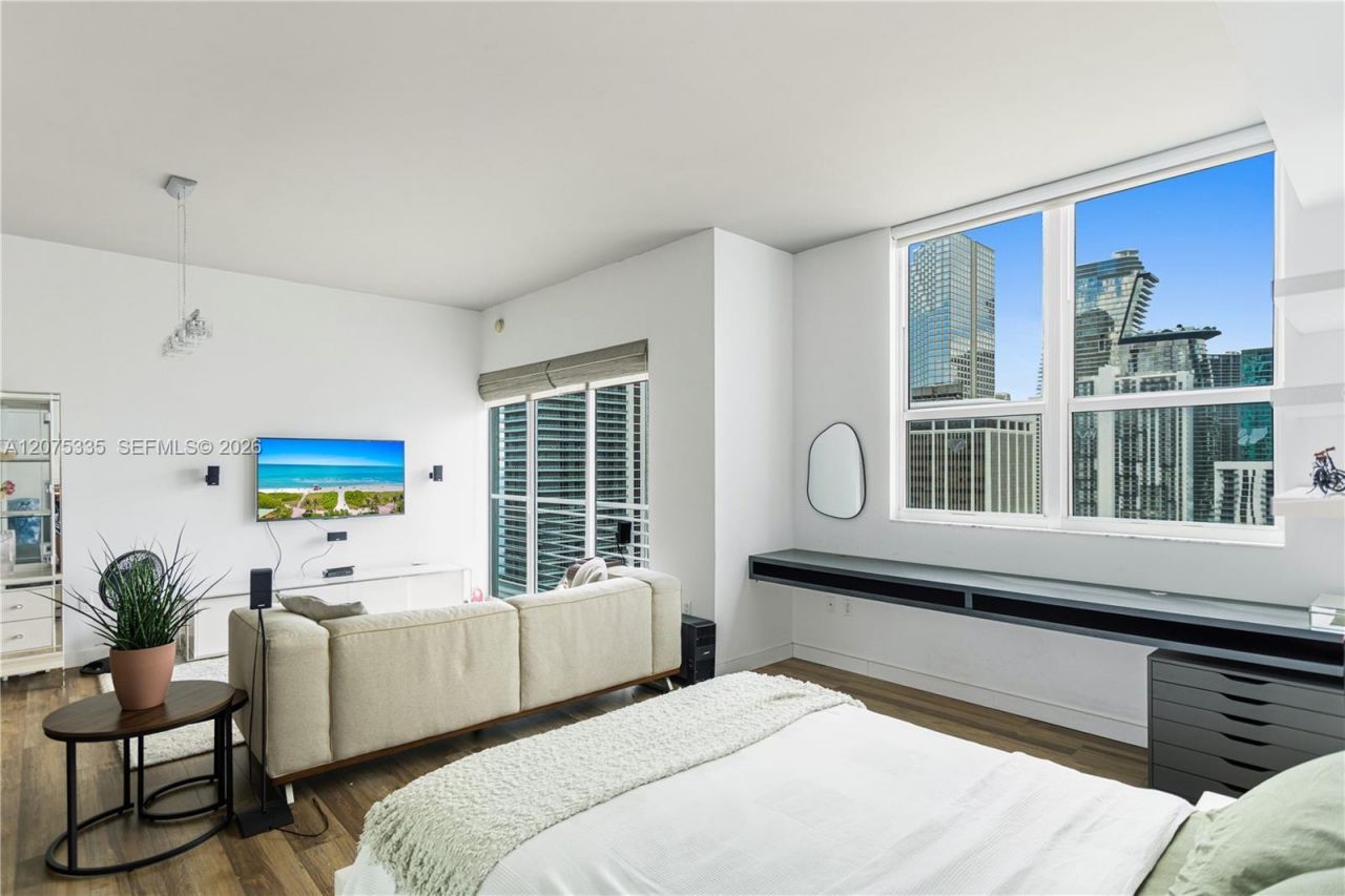 133 NE 2nd Ave , Unit 2904, Miami, FL 33132 Photo