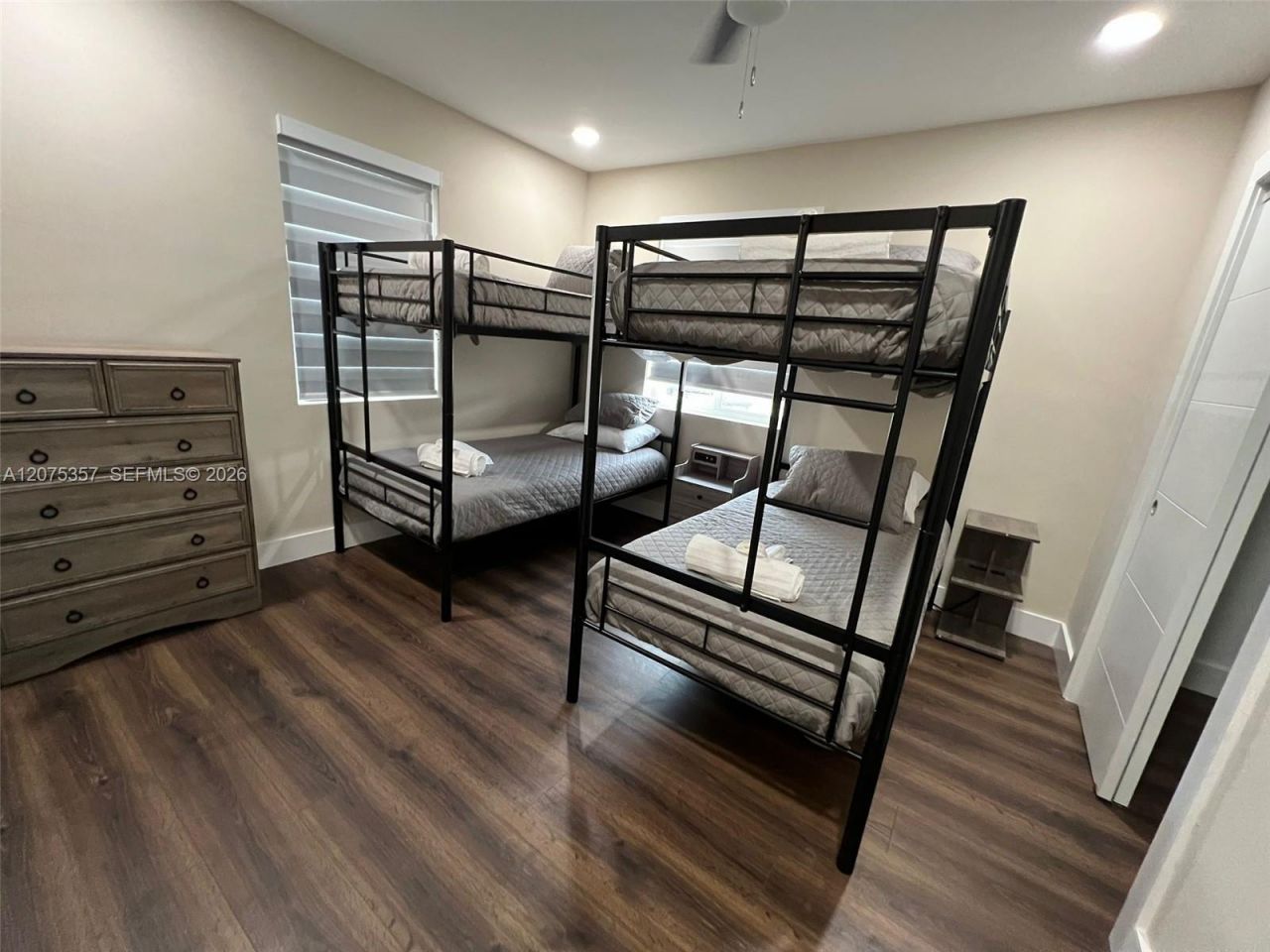 945 79th Ter, Unit 101, Miami Beach, FL 33141 Photo