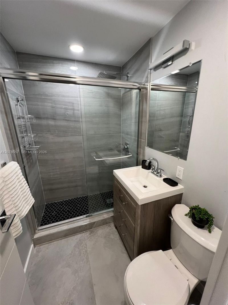 945 79th Ter, Unit 101, Miami Beach, FL 33141 Photo