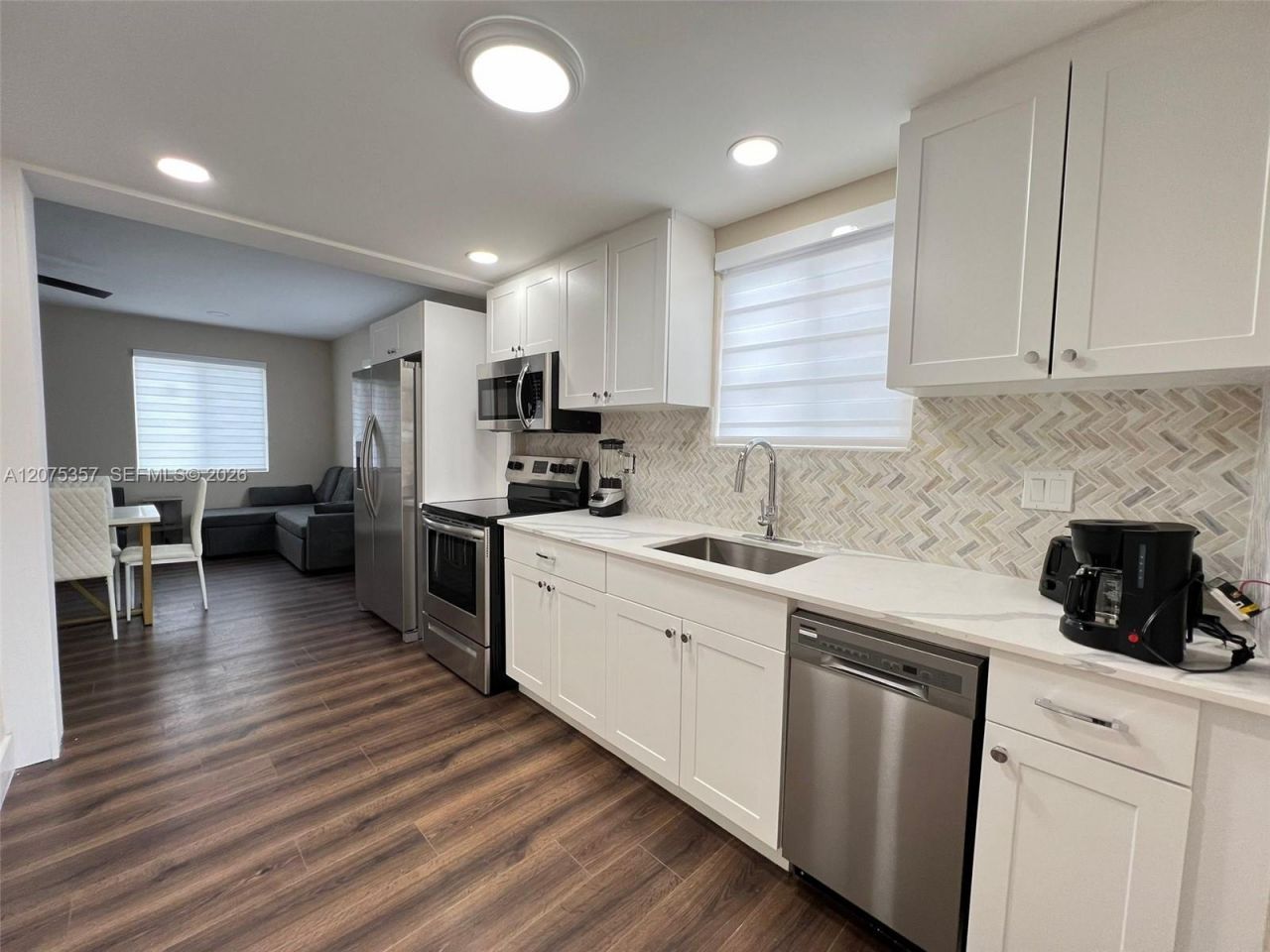 945 79th Ter, Unit 101, Miami Beach, FL 33141 Photo
