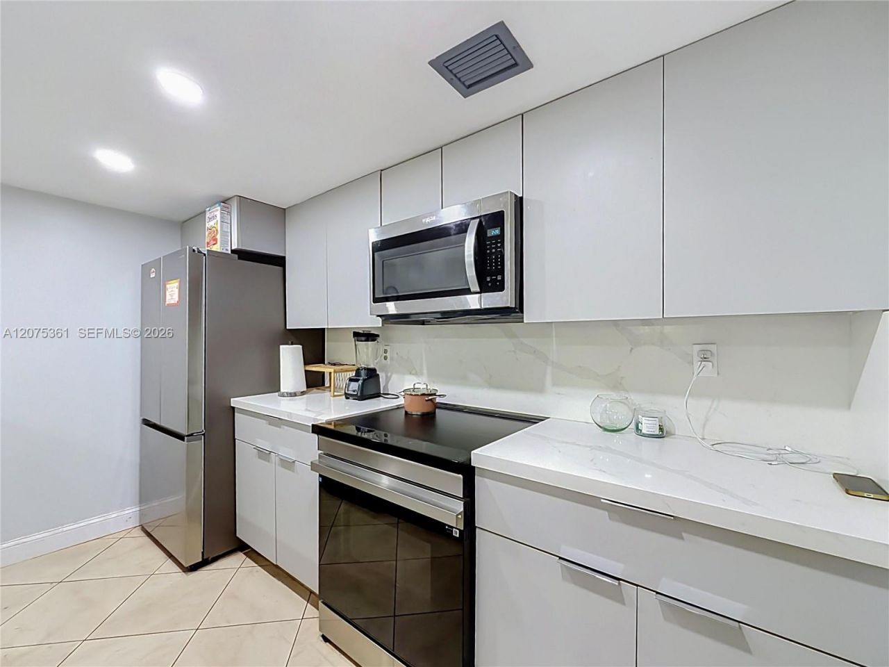 1110 W Fairway Rd , Pembroke Pines, FL 33026 Photo
