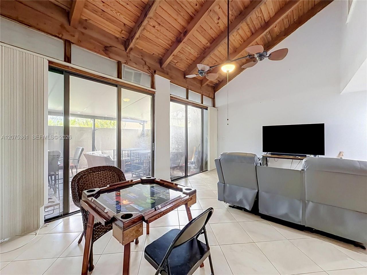 1110 W Fairway Rd , Pembroke Pines, FL 33026 Photo