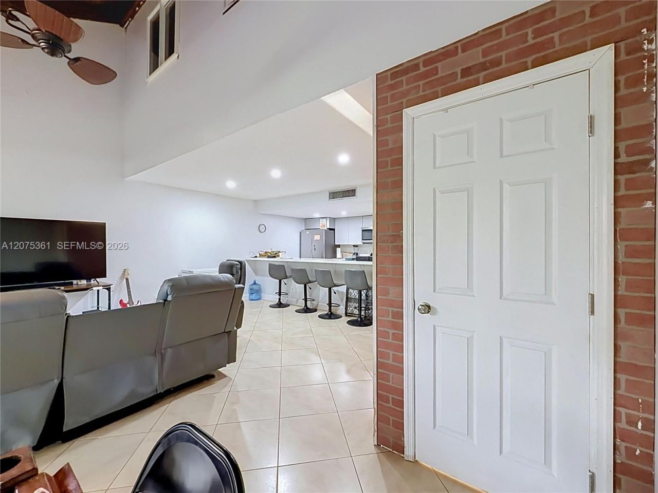 1110 W Fairway Rd , Pembroke Pines, FL 33026 Photo