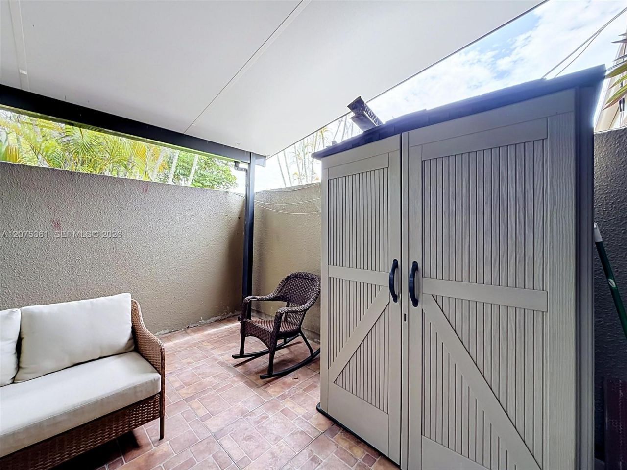 1110 W Fairway Rd , Pembroke Pines, FL 33026 Photo