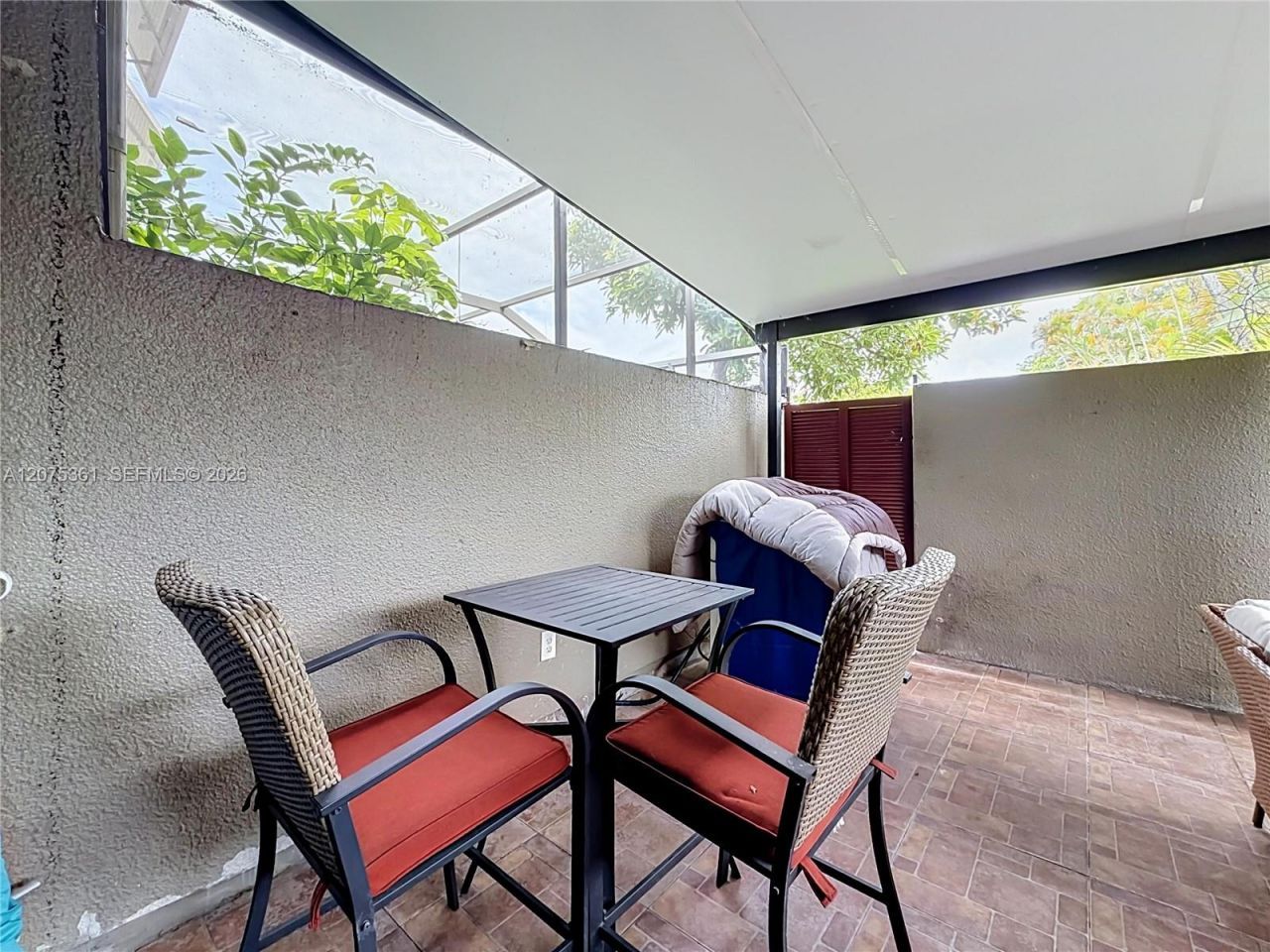 1110 W Fairway Rd , Pembroke Pines, FL 33026 Photo