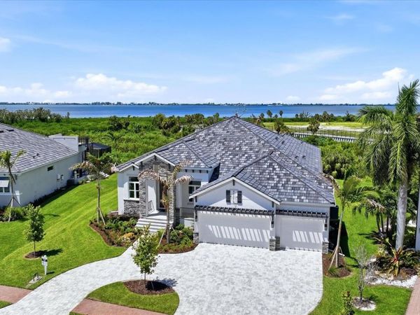 6264 CHAMPIONS ROW STREET, BRADENTON, FL 34210