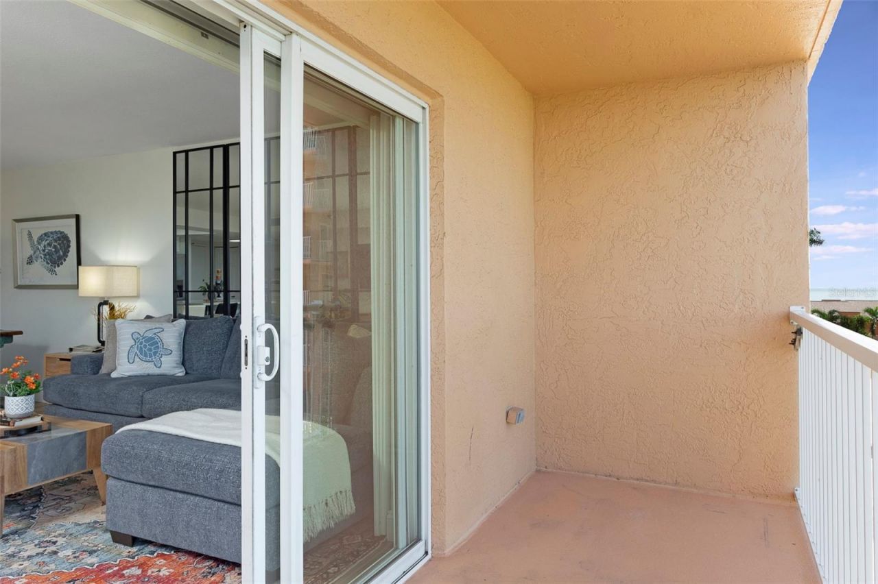 7430 Sunshine Skyway Lane S, Unit 405, Saint Petersburg, FL 33711 Photo