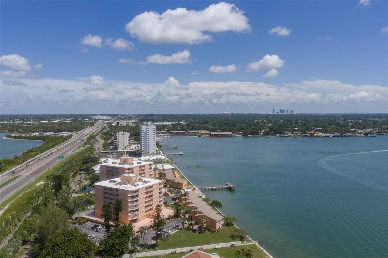 7430 Sunshine Skyway Lane S, Unit 405, Saint Petersburg, FL 33711 Photo